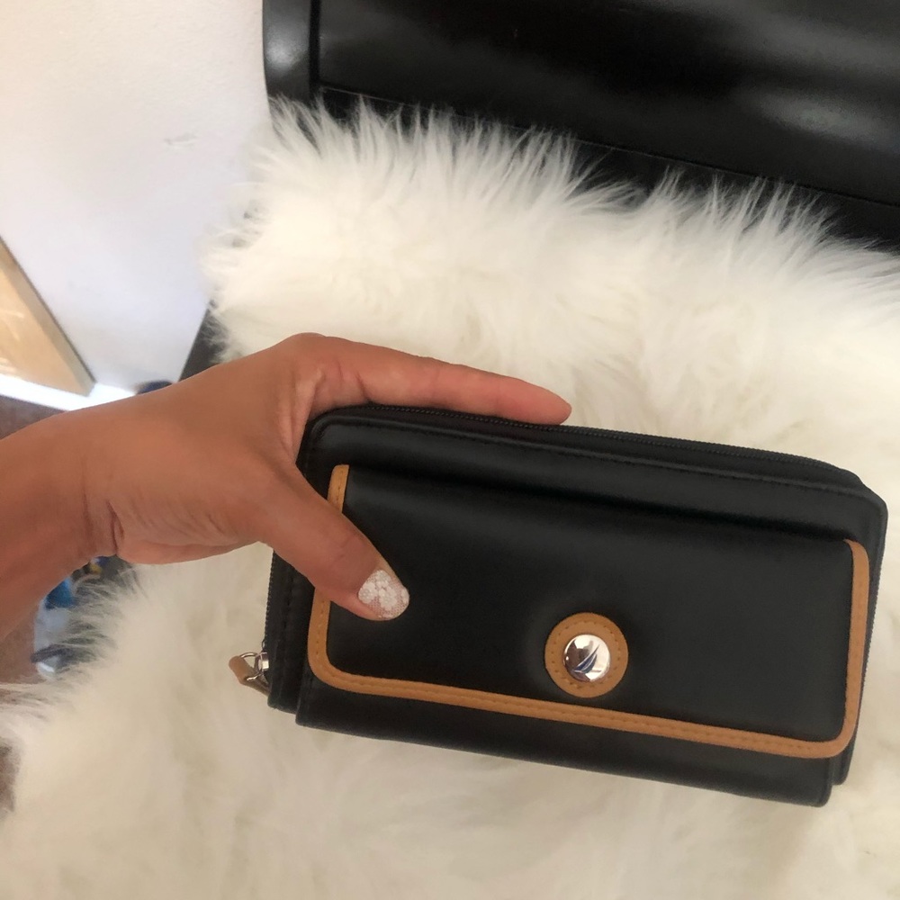 Náutica Wallet